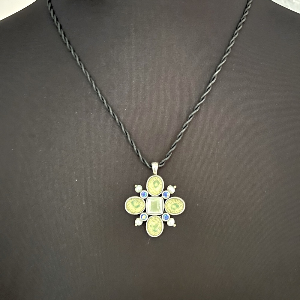 Lia Sophia Mother of Pearl and Stone Necklace